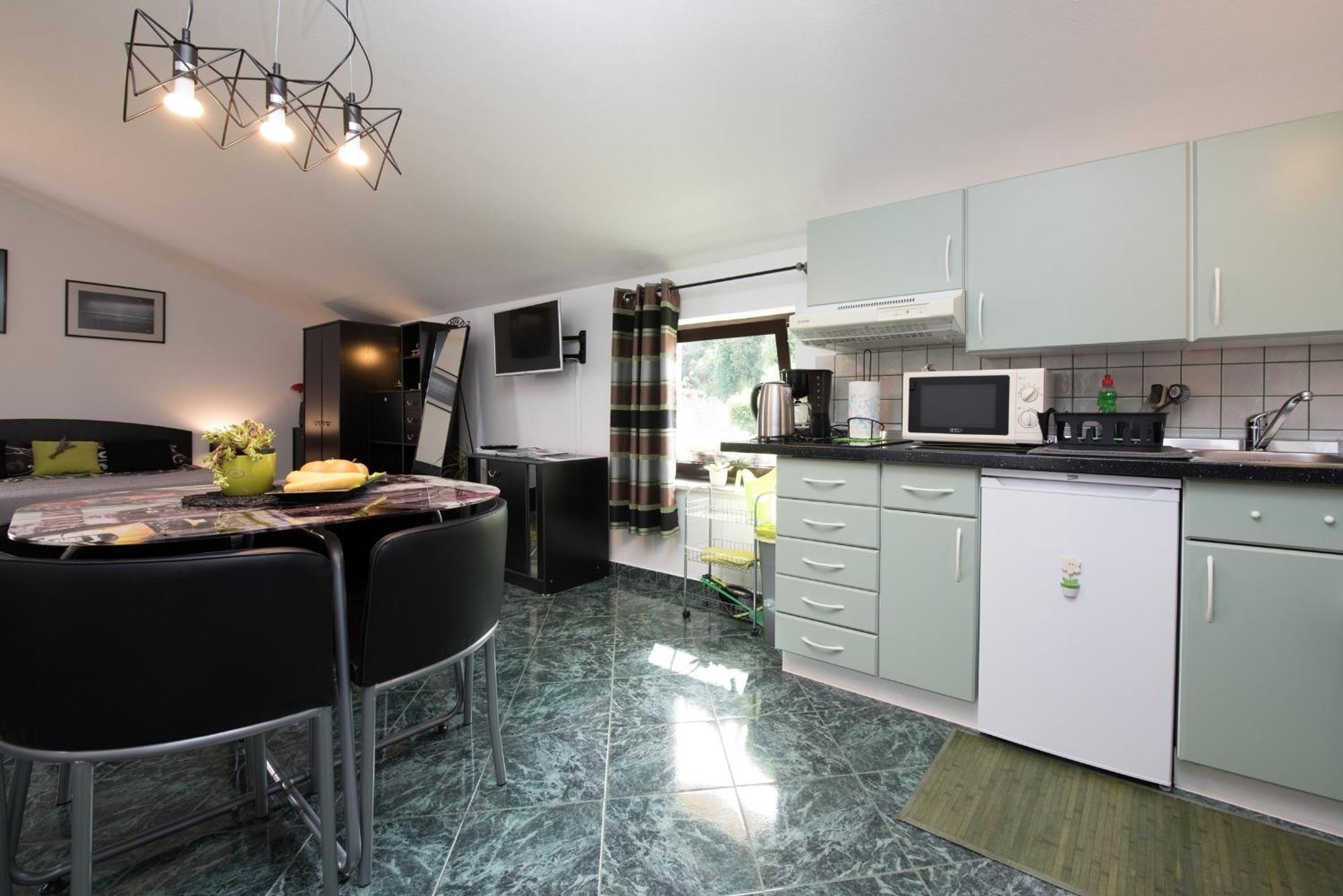 Apartments Villa Zara Lovran Szoba fotó